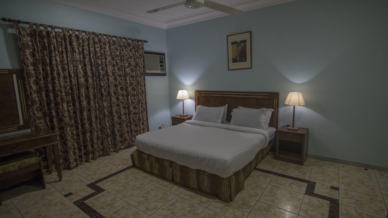 Seven Garden Alhada Suites 알 하다 외부 사진