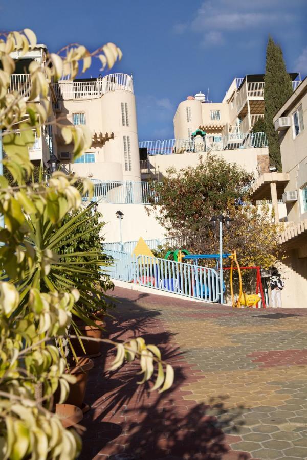 Seven Garden Alhada Suites 알 하다 외부 사진
